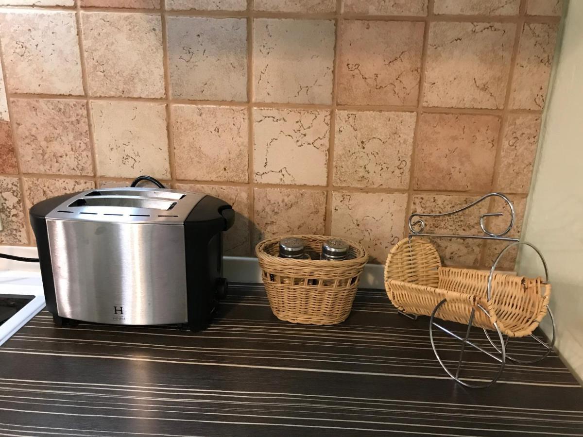 וואנטאה Spacious 1Bdrm Apartment Near Metro. Free Parking מראה חיצוני תמונה